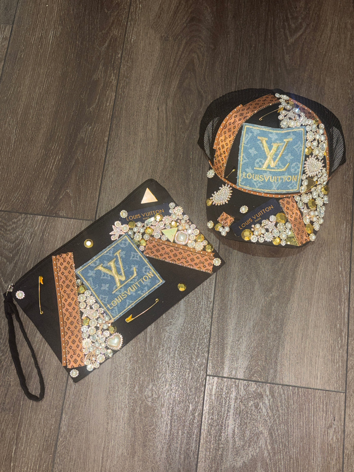 THE LUXE LEGACY SET
ONE OF ONE EXCLUSIVE | SIGNATURE HAT & WRISTLET COLLECTION