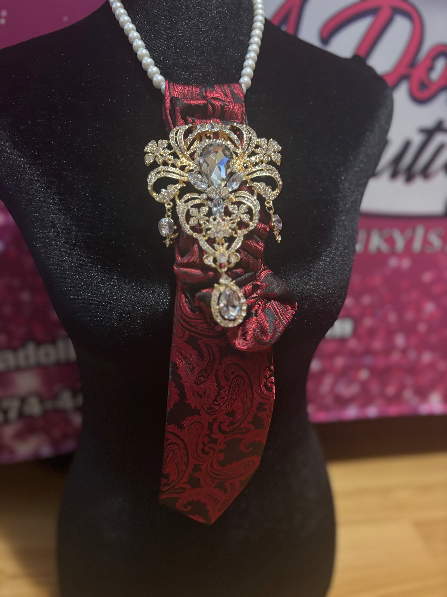 Baroque Empress Tie Necklace