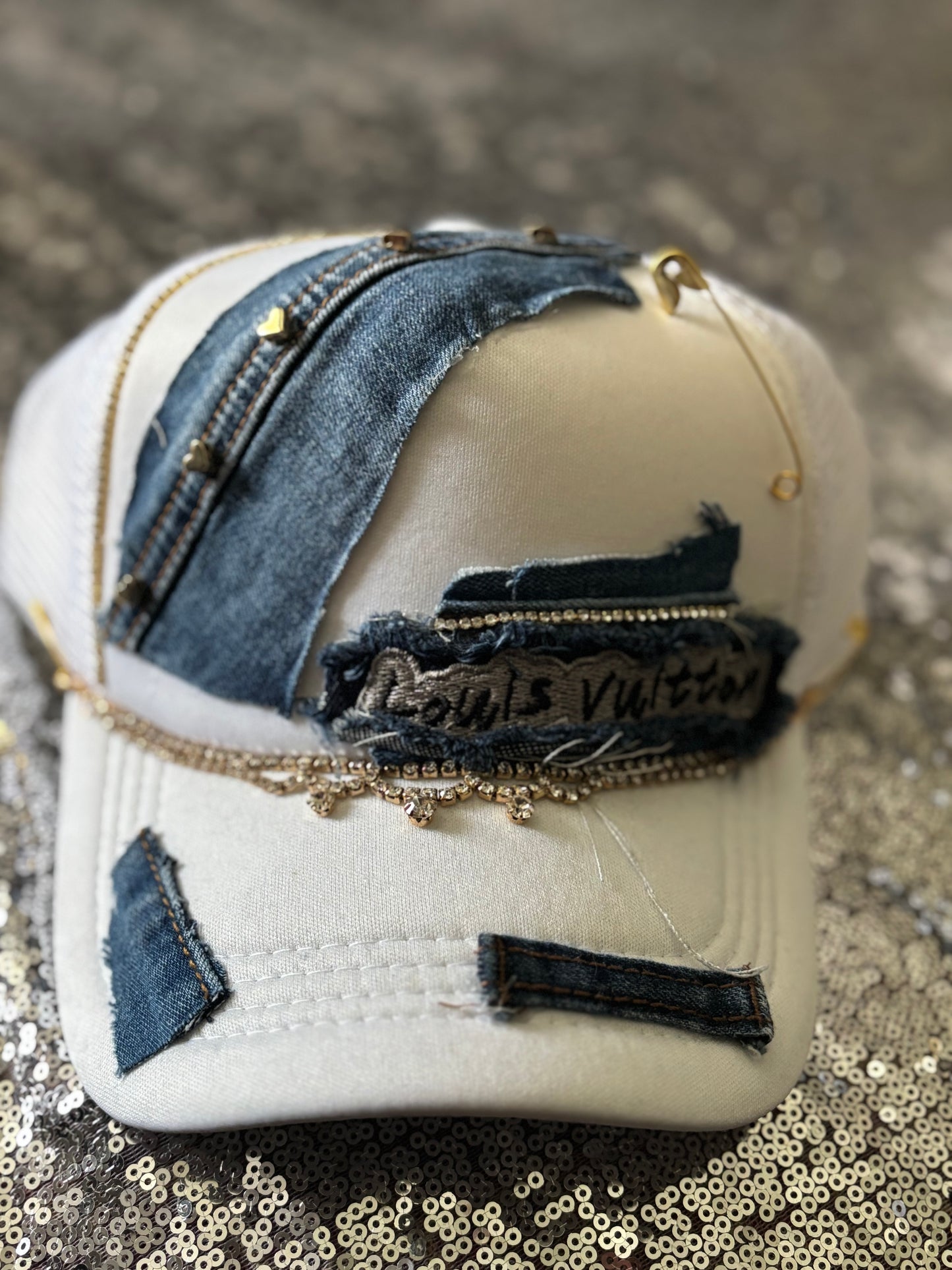 ✨ “Denim Glam Trucker – White Edition” ✨