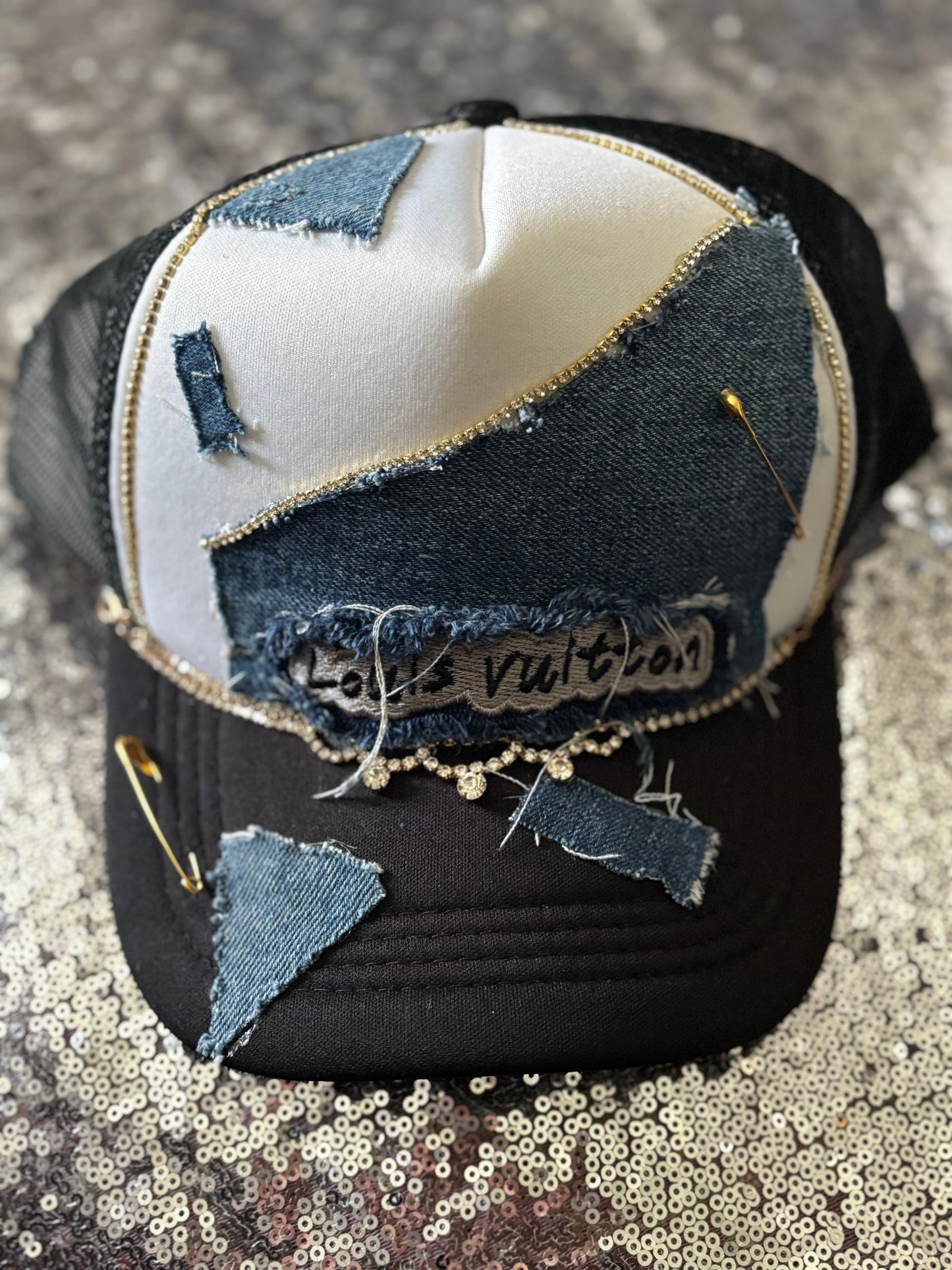 ✨ “Midnight Edge Trucker – Black Edition” ✨