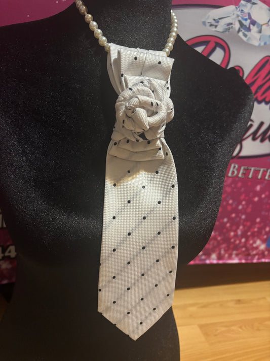 Pearl Noir Luxe Tie Necklace