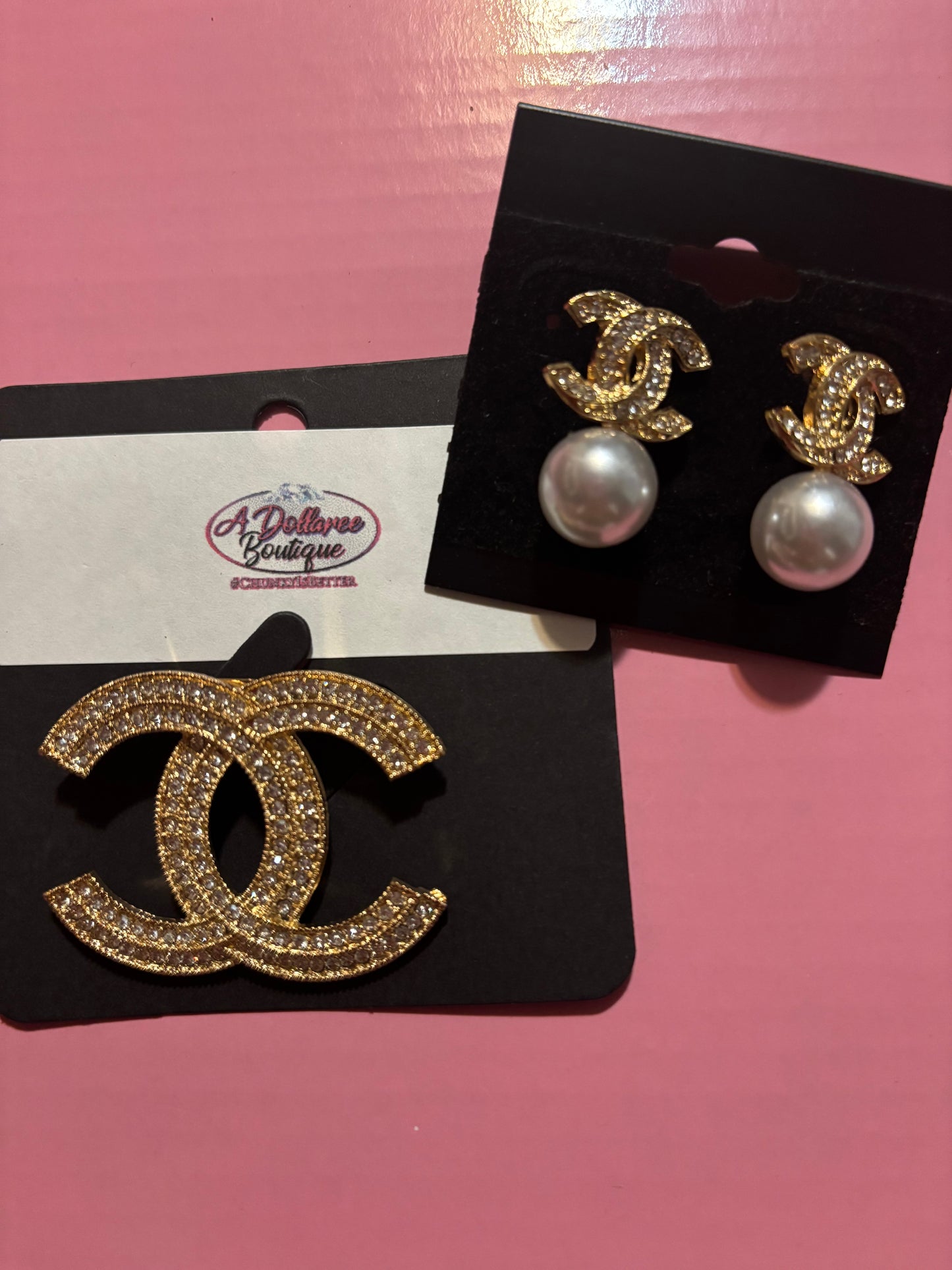 💎 The Golden Glow Pearl Set – Radiance Refined