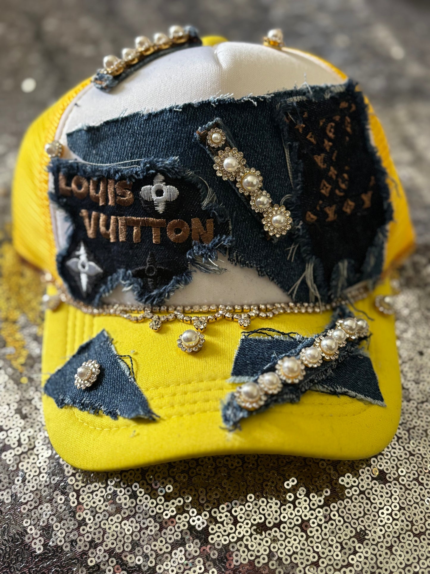 ✨ “Pearl Rebel Trucker – Yellow Edition” ✨

The Pearl Rebel Trucker – Yellow Edition