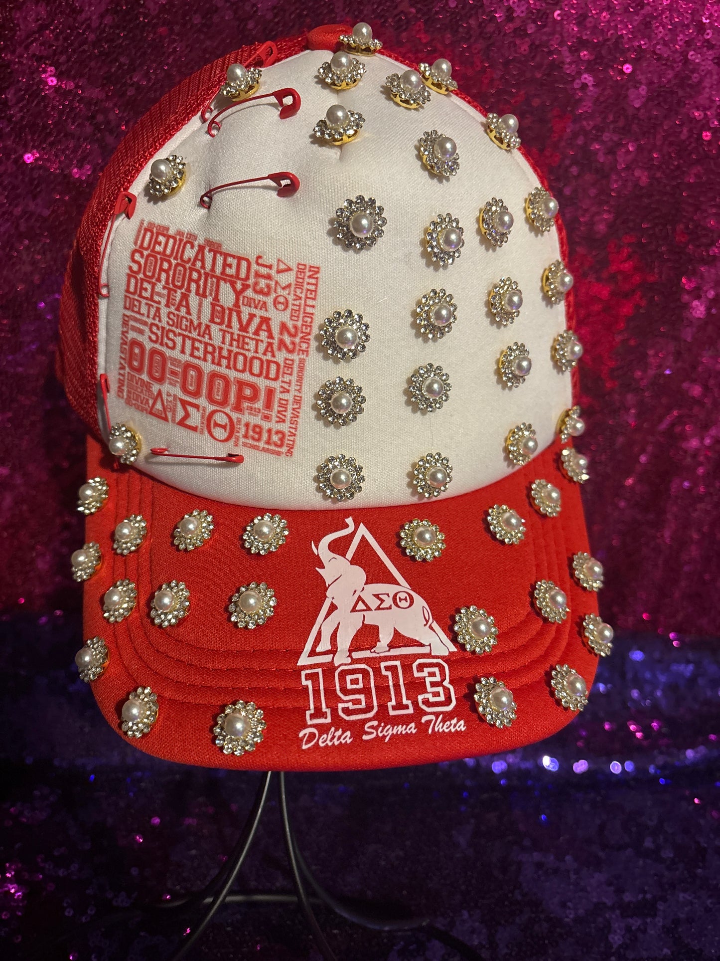 Royal Shine Pearl Cap