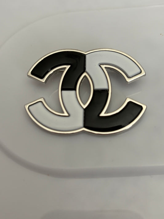 Monochrome CC Brooch – Silver-Trimmed Black & White Enamel