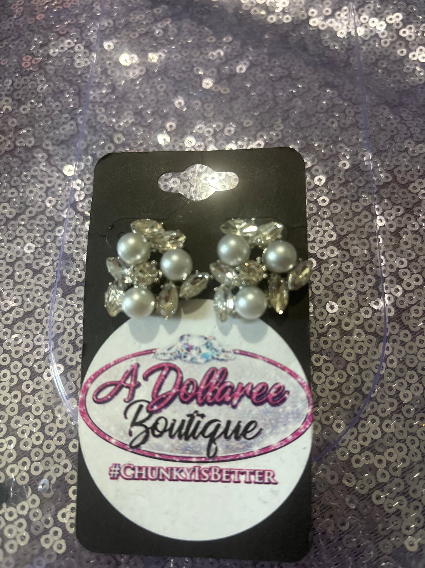 Pearl Petals Luxe Stud Earrings