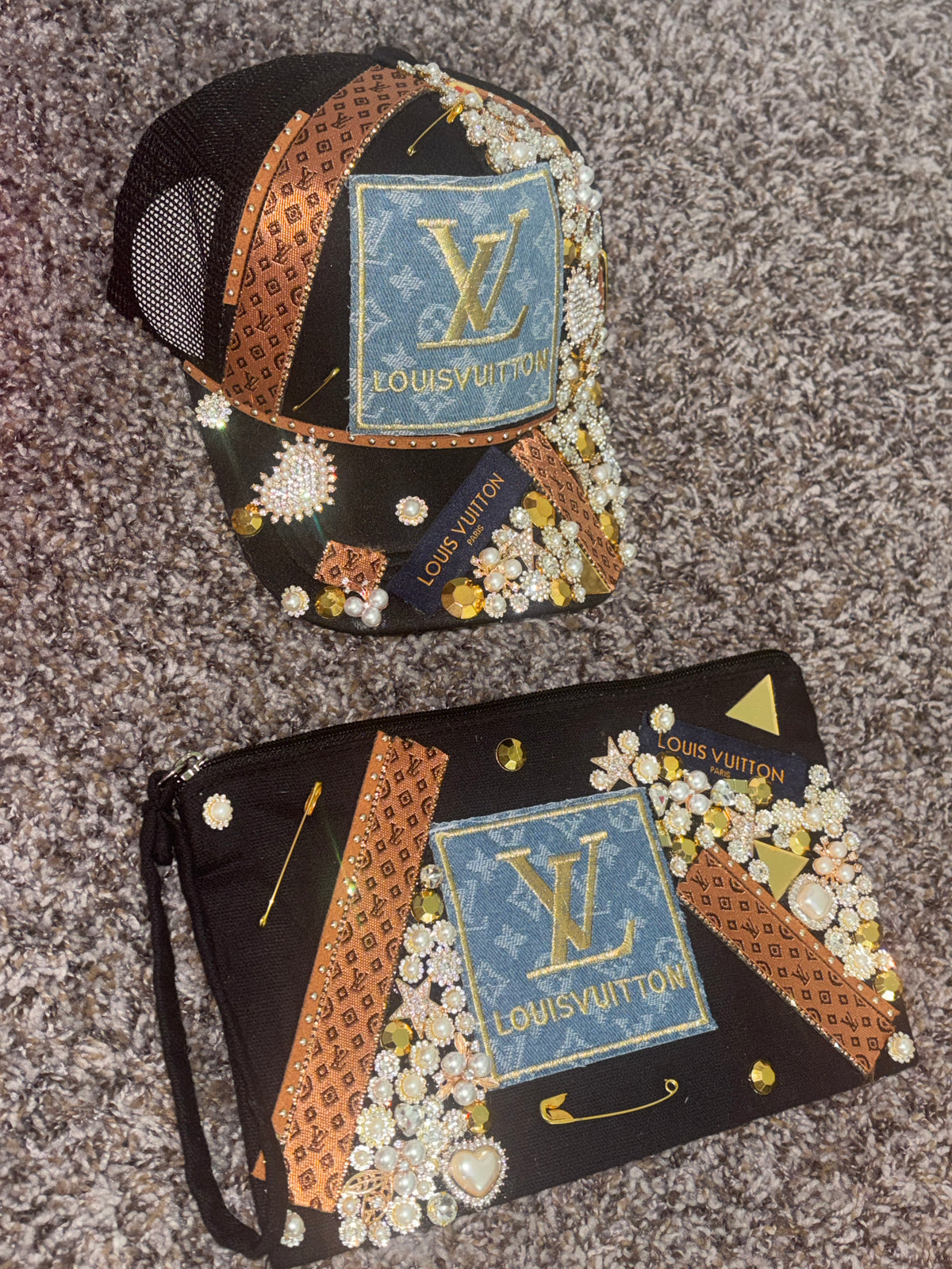 THE LUXE LEGACY SET 

ONE OF ONE EXCLUSIVE | SIGNATURE HAT & WRISTLET COLLECTION