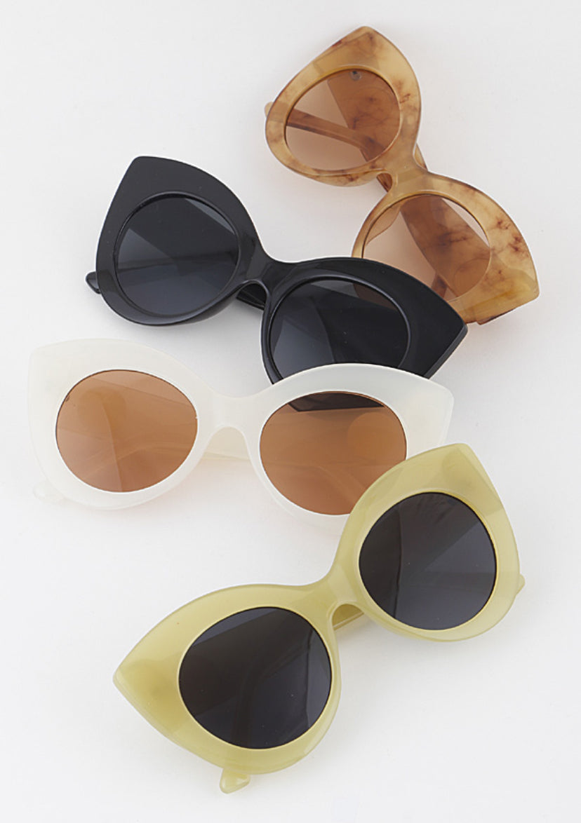 Pearled Cateye Sunglasses