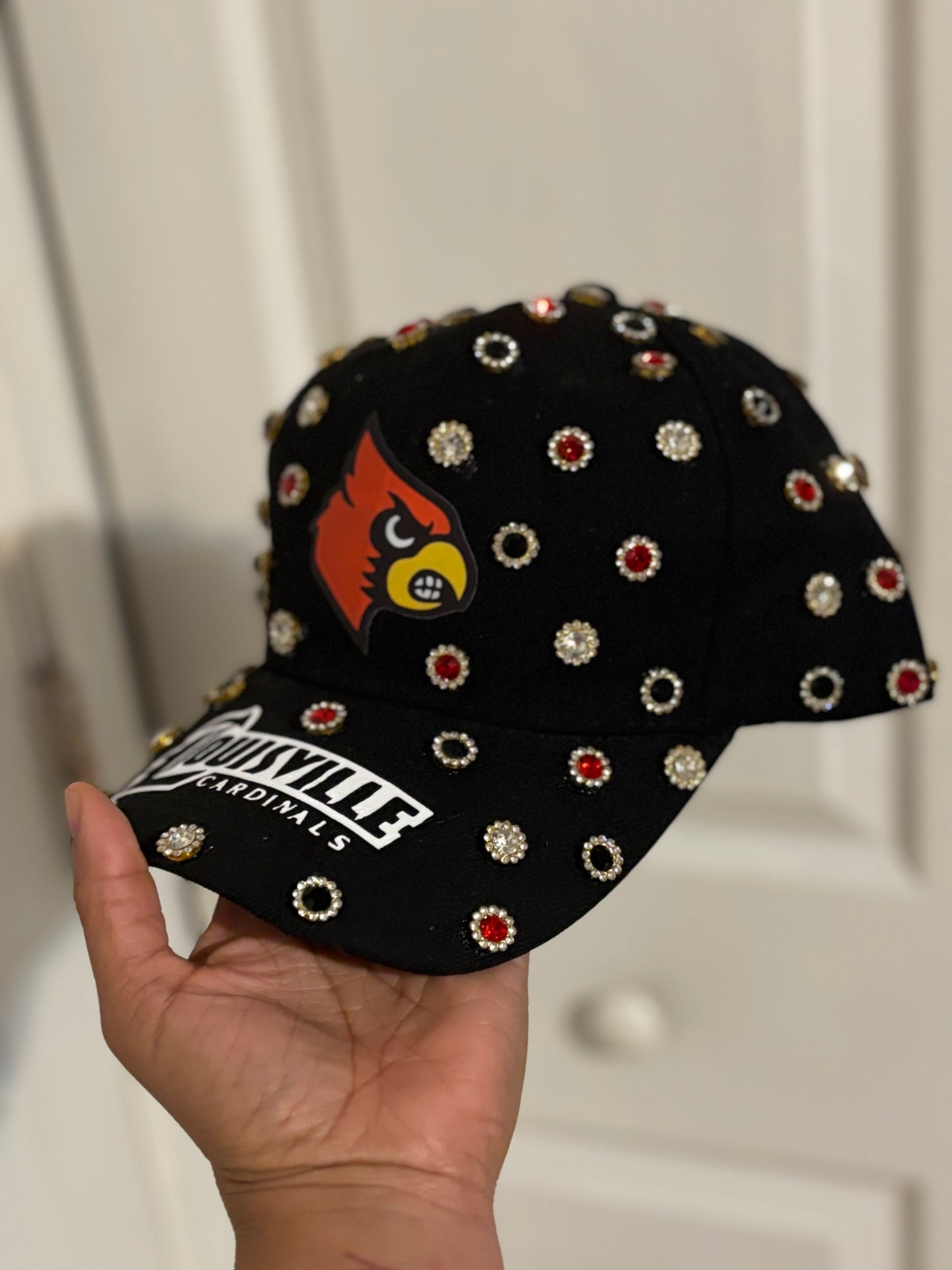 🔥 Cardinal Luxe Bling Cap