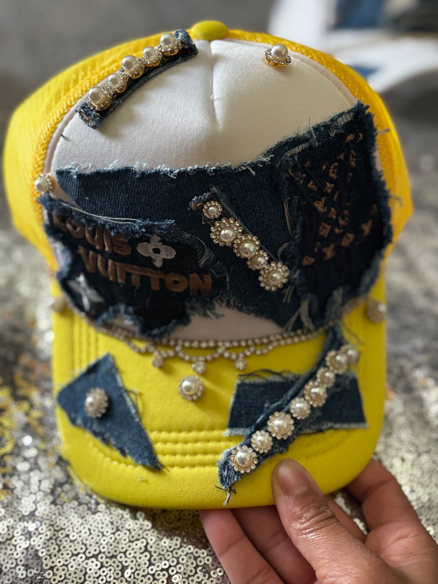 ✨ “Pearl Rebel Trucker – Yellow Edition” ✨

The Pearl Rebel Trucker – Yellow Edition